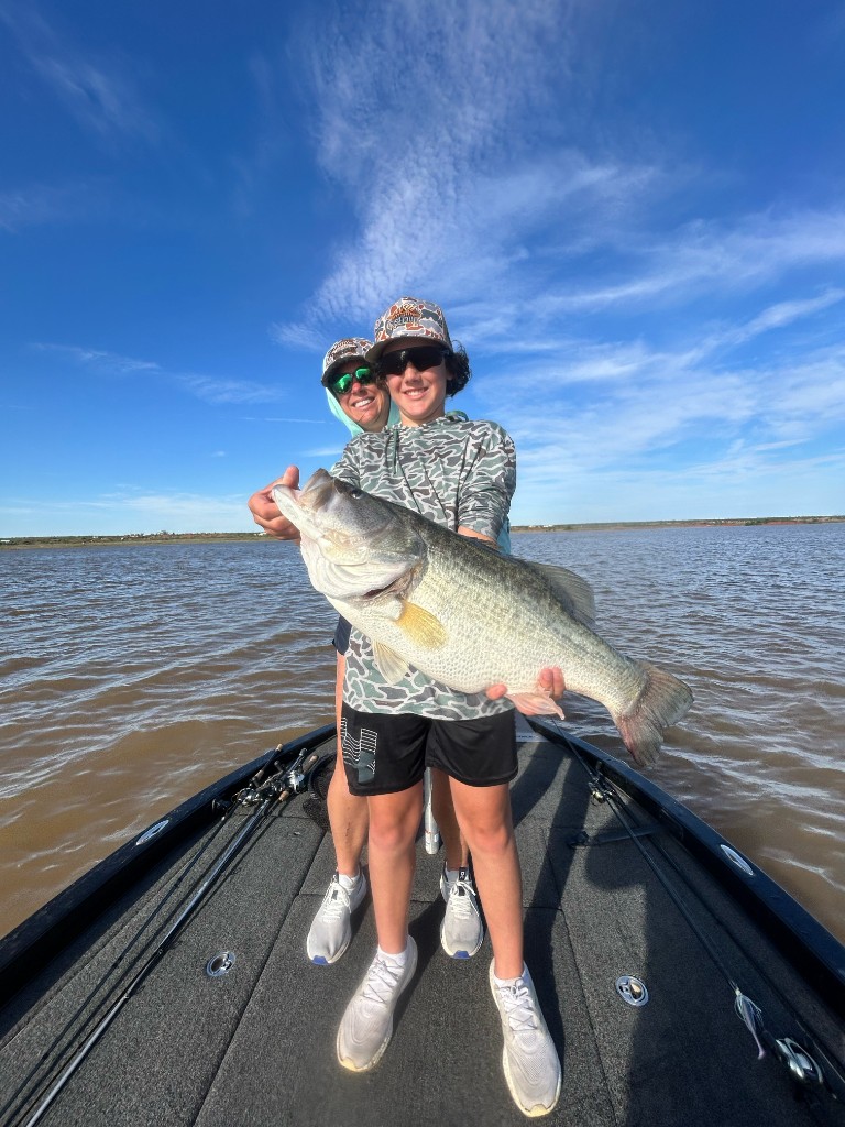 Jill Harsh with 11.6 lb trophy bass