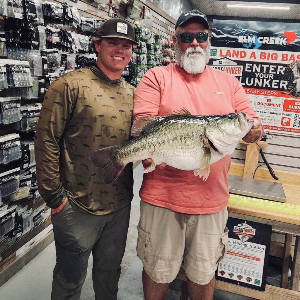 Terry Lewis with 13.98 lb trophy bass