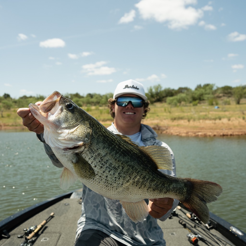 Tristan Marsh with 10.39 lb trophy bass